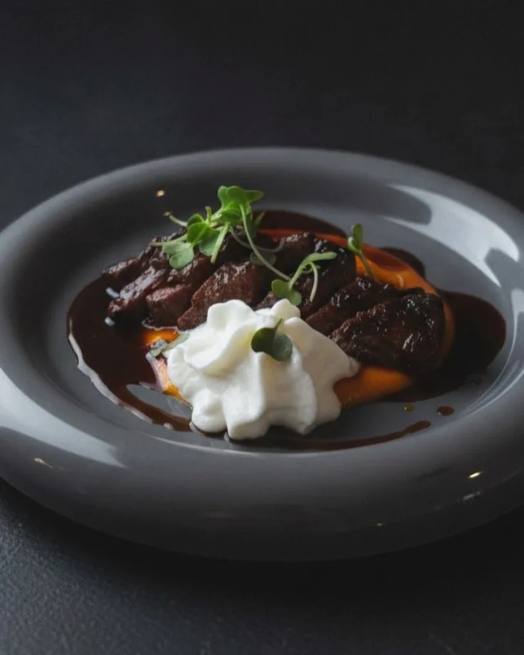 Carn melosa amb puré
